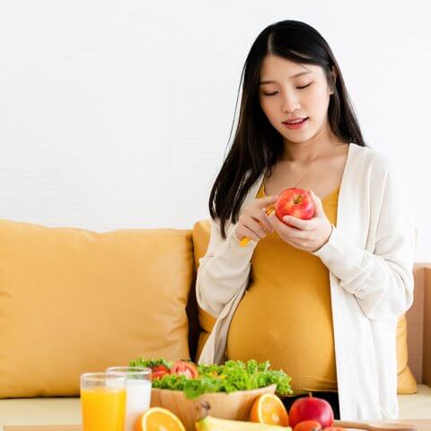 nen-va-khong-nen-an-gi-3-thang-giua-mang-thai