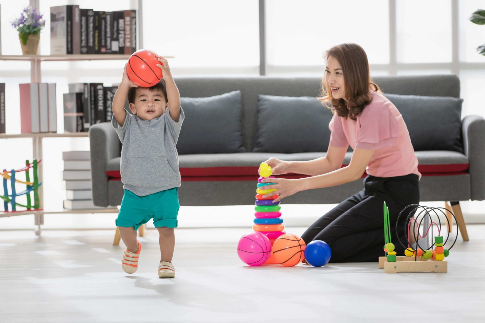 tang-truong-va-phat-trien-cua-tre-o-khoang-16-18-thang-tuoi